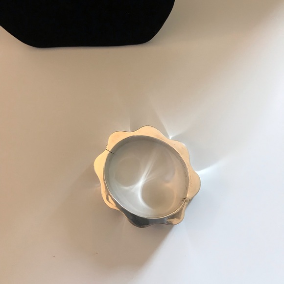 Sterling silver cuff - Picture 7 of 8